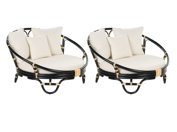 Rossano Set of 2 Garden Daybeds Rattan Black