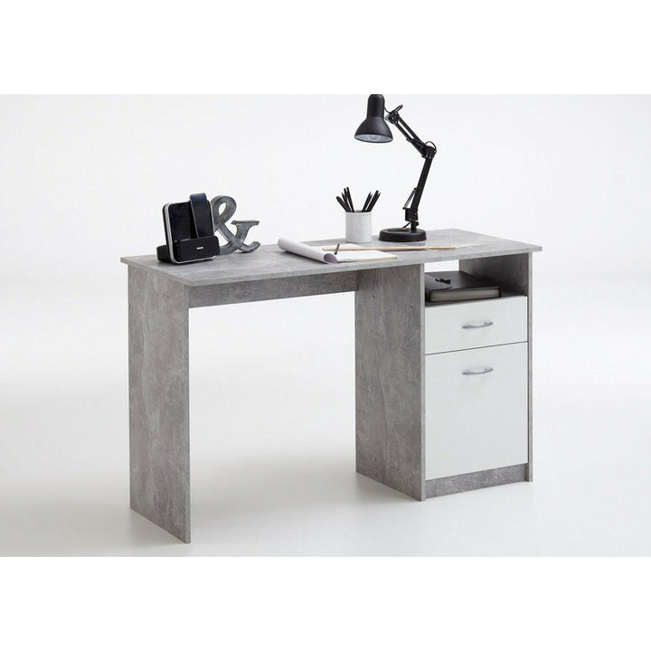 Grey and White Desk Rami