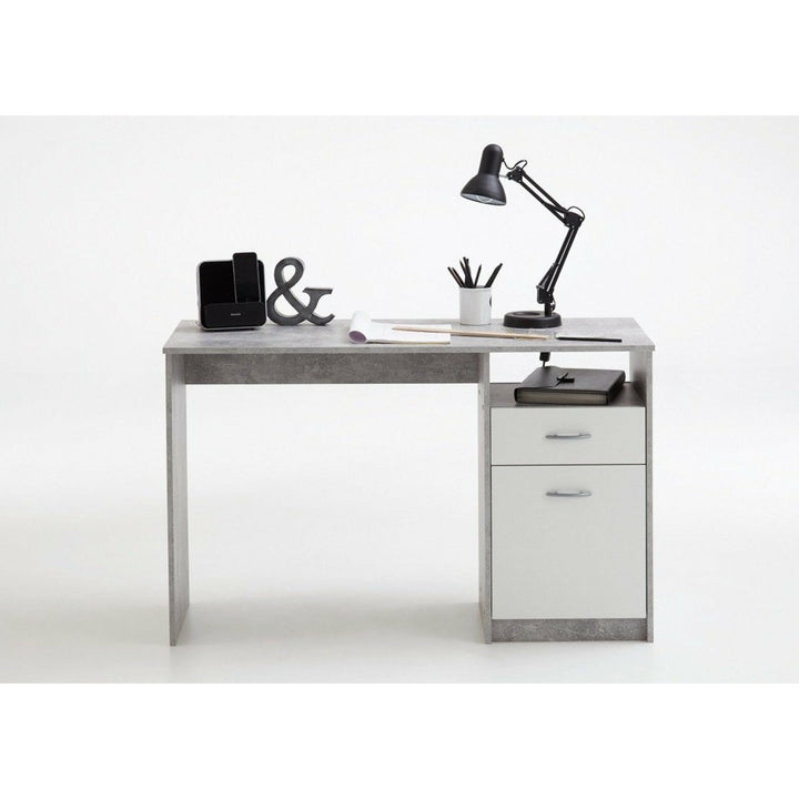 Grey and White Desk Rami