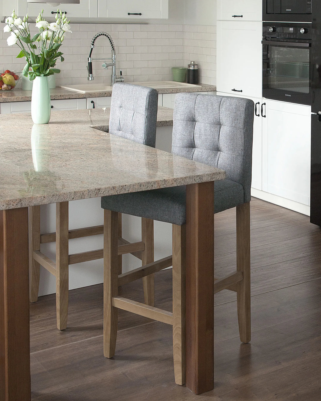 Bar Chair Grey Traditional Design with a Modern Touch Ulvero
