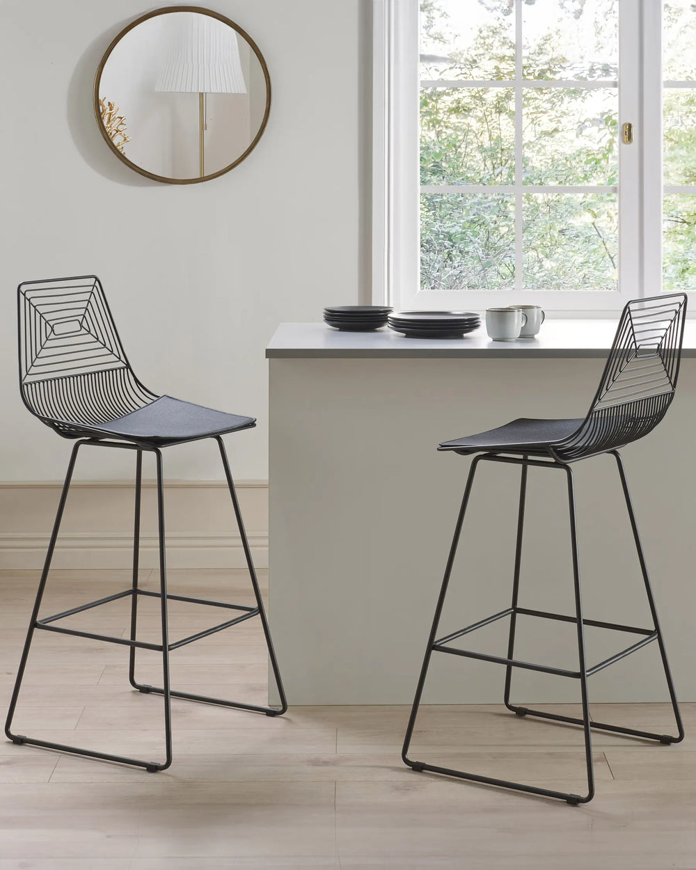 Set of 2 Bar Chairs Metal Black Robust Frame Livaro