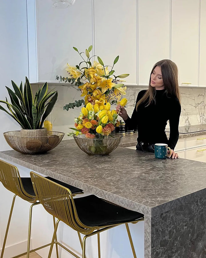 Set of 2 Bar Chairs Metal Gold Trendy Design and Colour Havaro