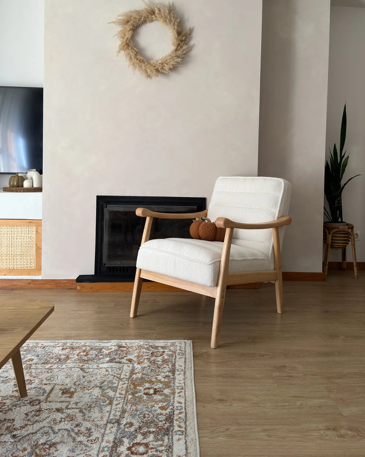 Leknes Armchair Boucle Off-White