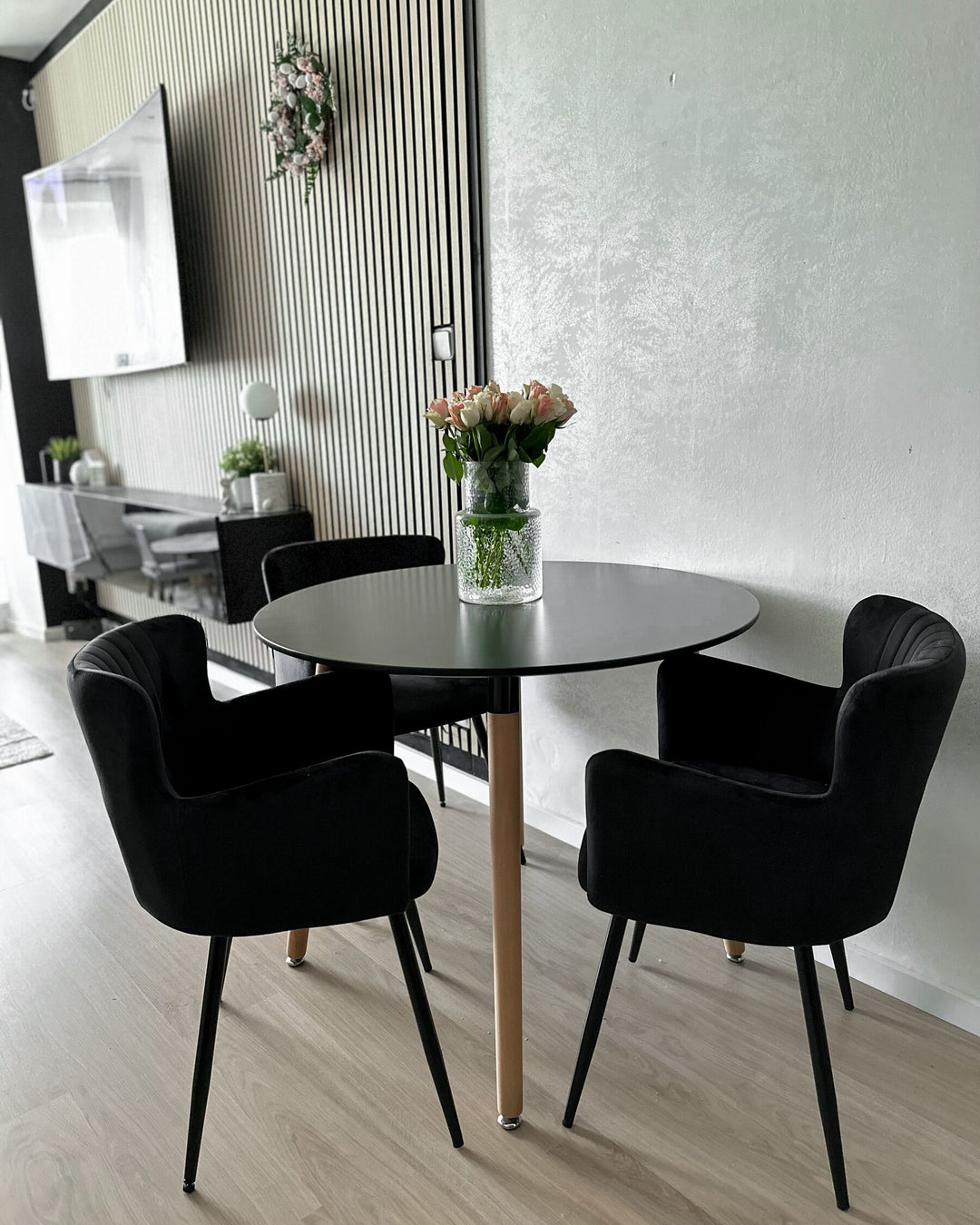 Nero Round Dining Table ⌀ 120 cm Black