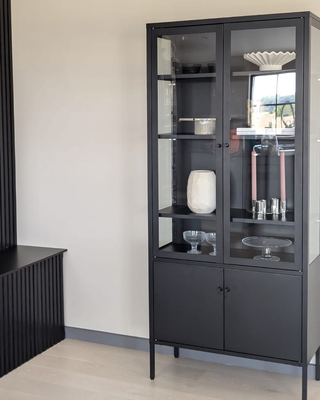 Display Cabinet Oxted Metal Black