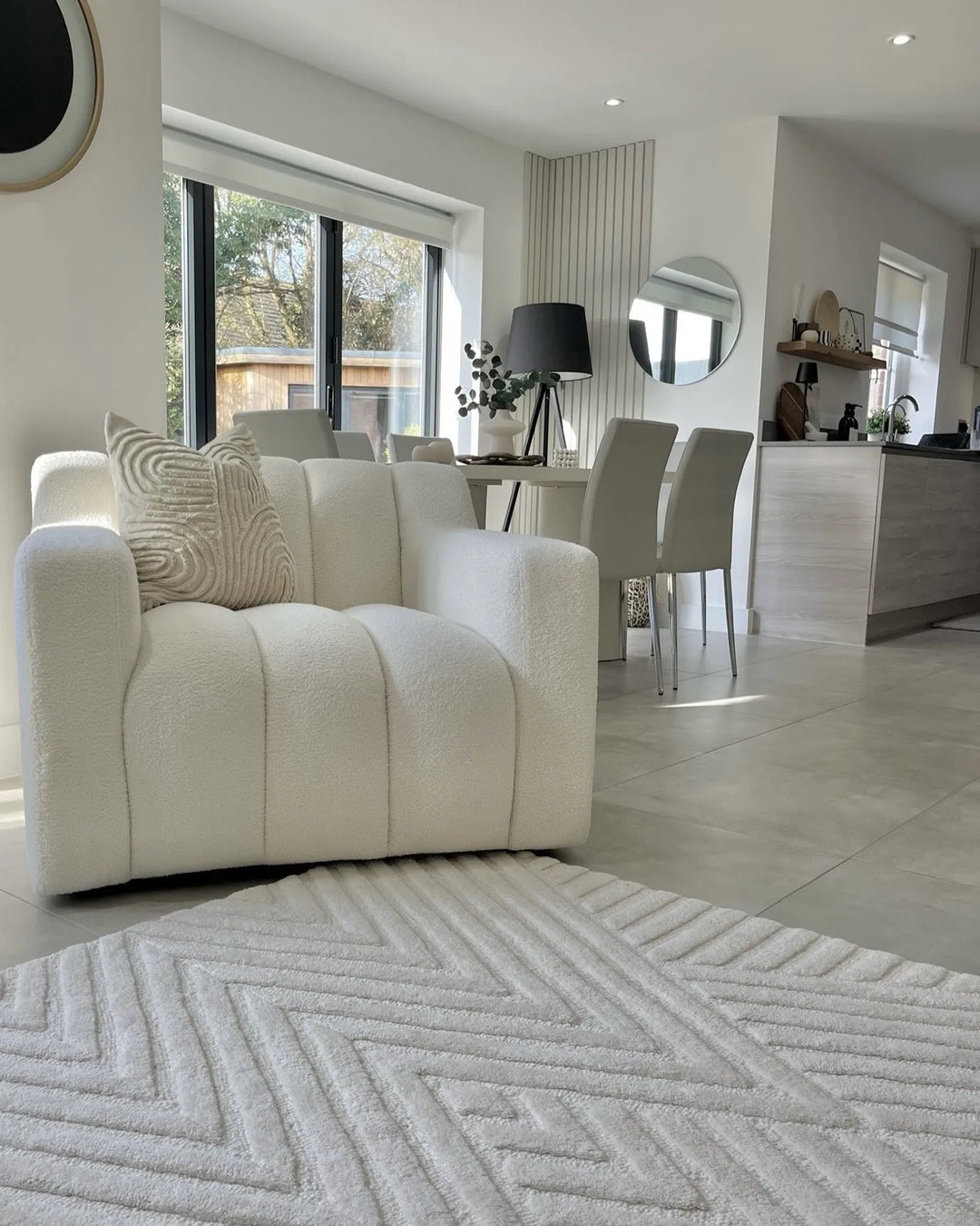 Armchair Boucle Off-White Allianah