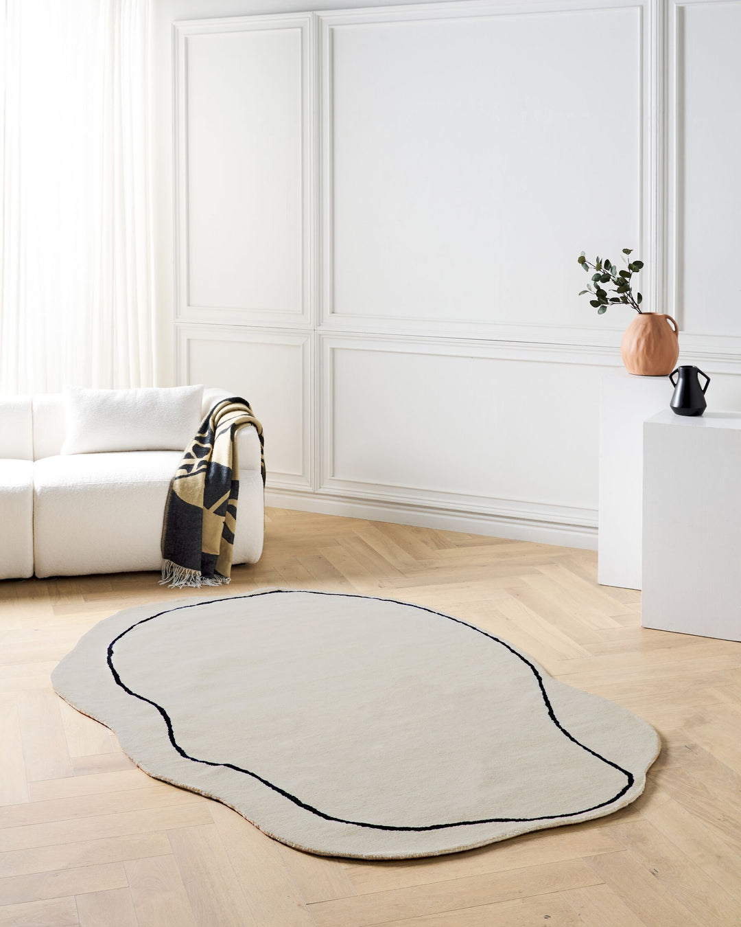 Dera Viscose Area Rug 160 x 230 cm Beige