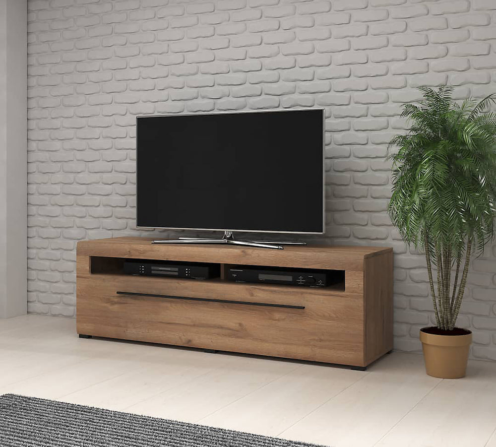 Tulsa Spacious TV Cabinet in Oak Grandson