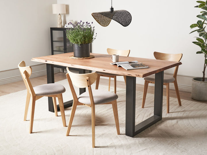 Heby Acacia Dining Table 180 x 94 cm Light Wood