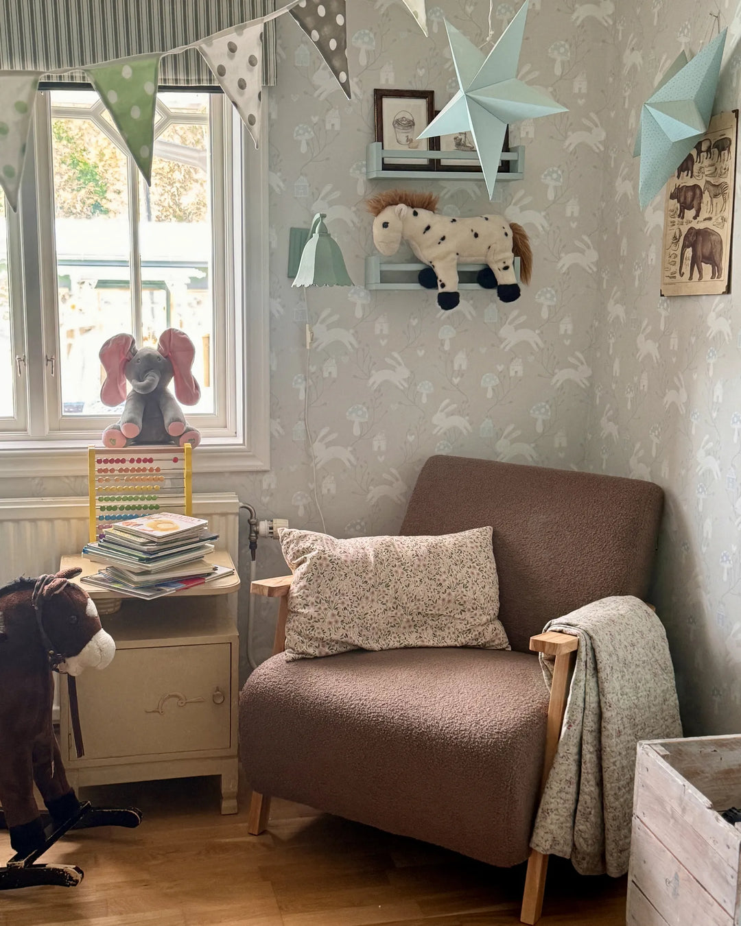 Lesja Armchair Boucle Brown