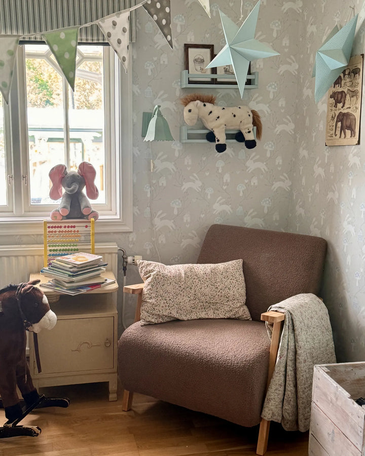 Lesja Armchair Boucle Brown