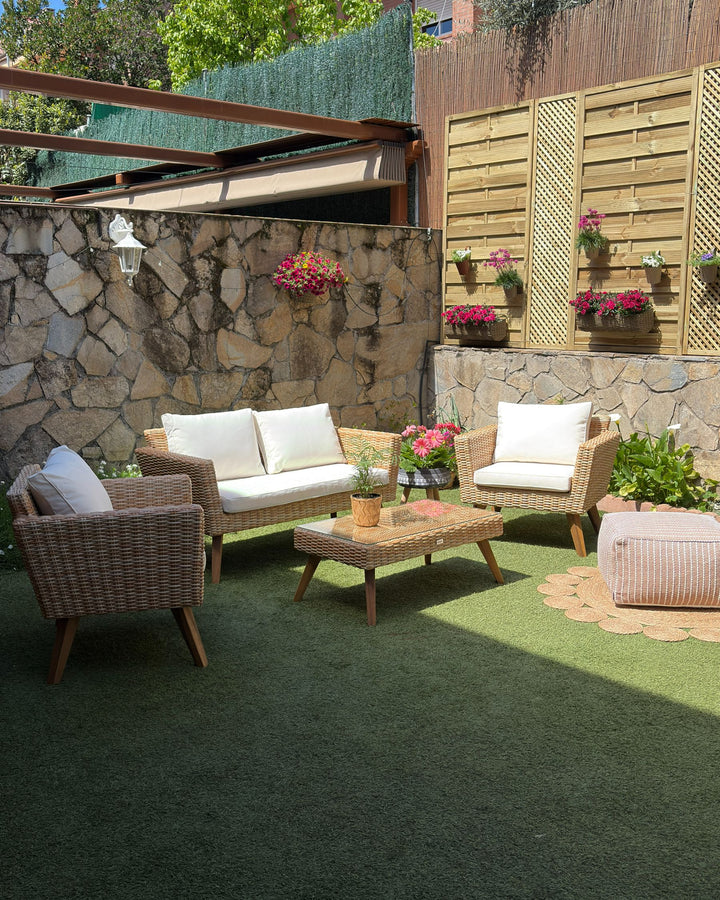 Vittoria Garden Lounge Set with Table 4 Seater PE Rattan Off-White