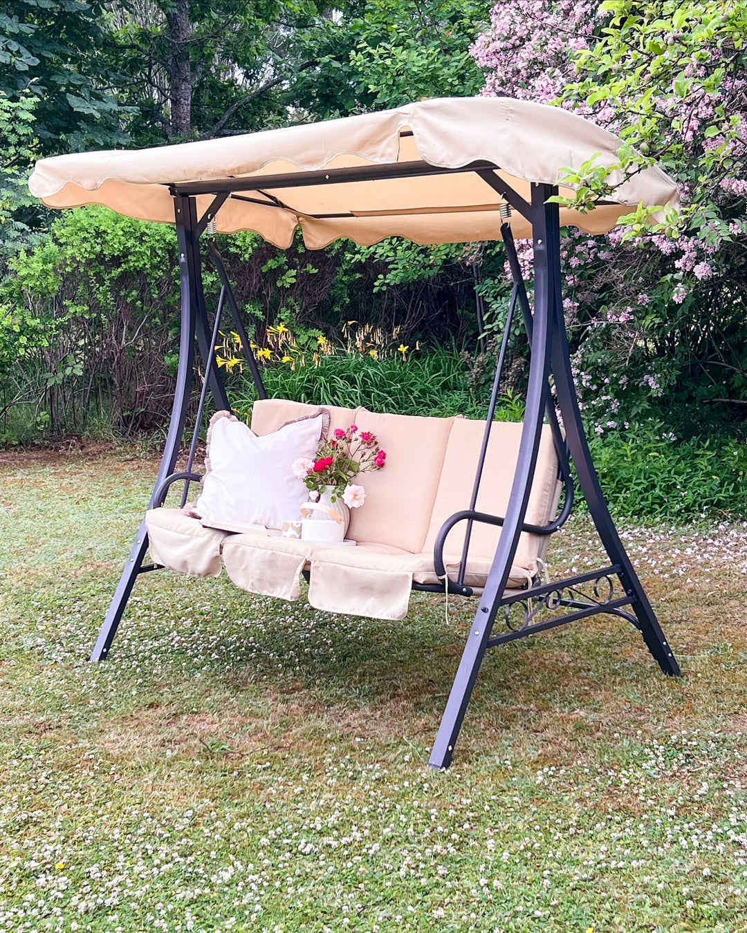 Gabro Patio Swing Metal Beige