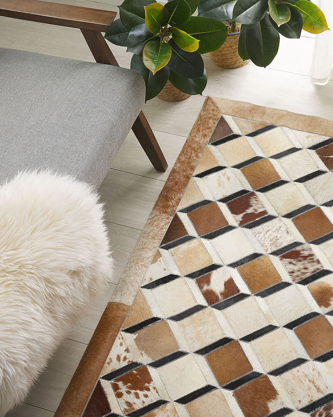 Serinova Cowhide Area Rug 160 x 230 cm Brown