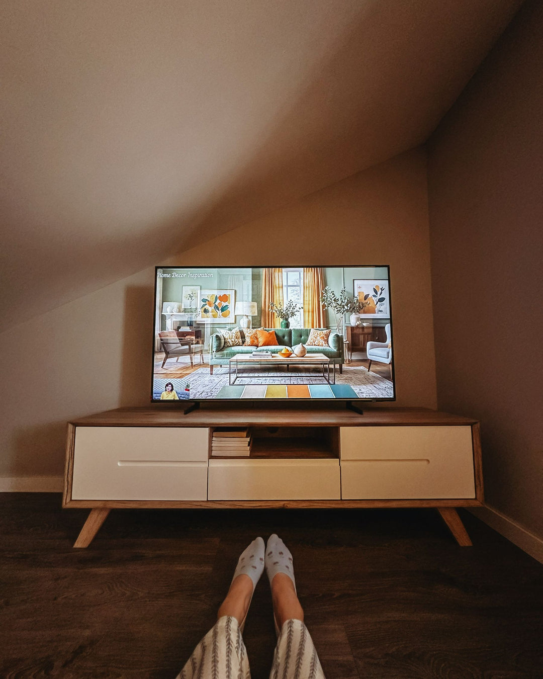 TV Stand Brown/ White Beacsfield
