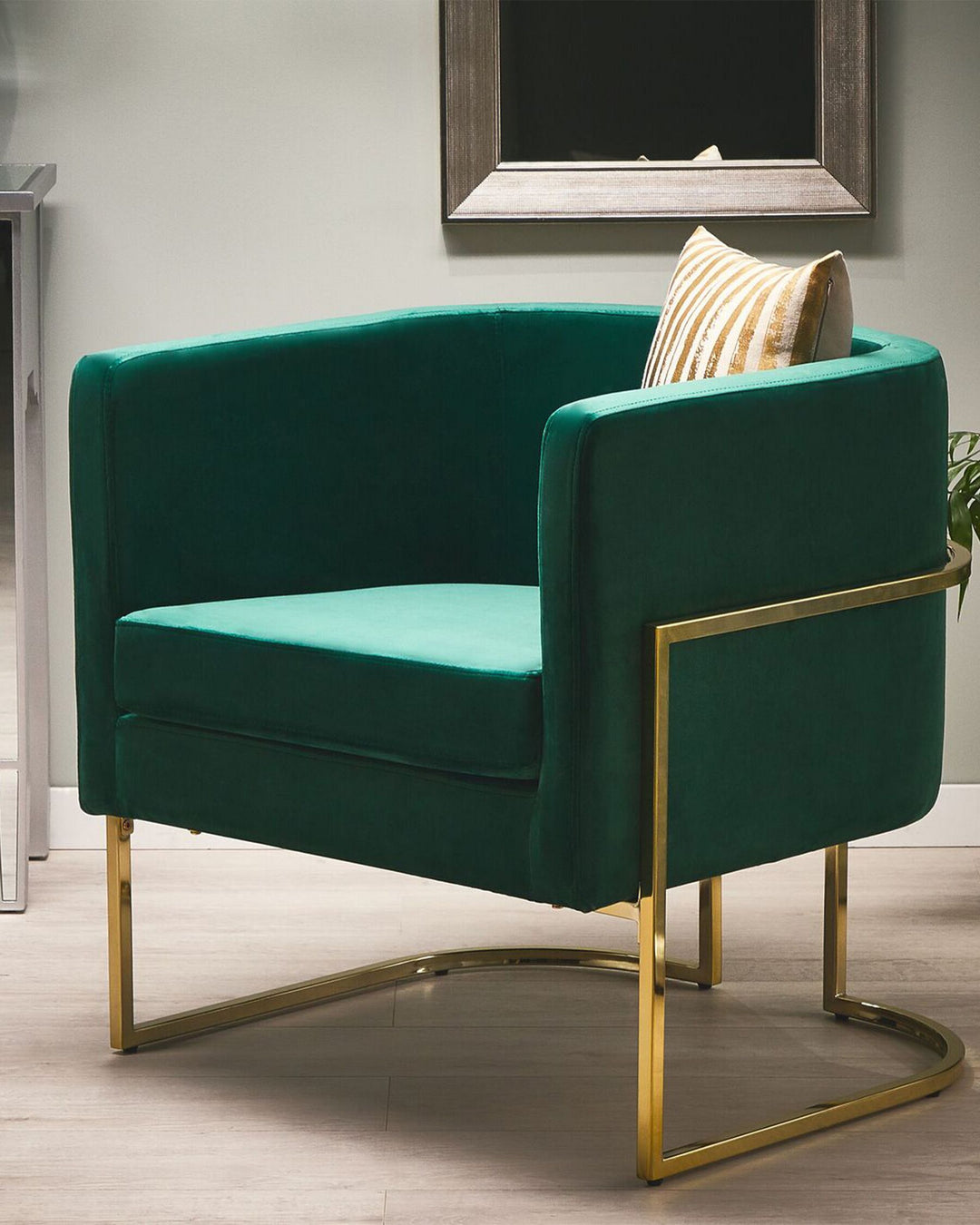 Sirkka Armchair Velvet Dark Green 