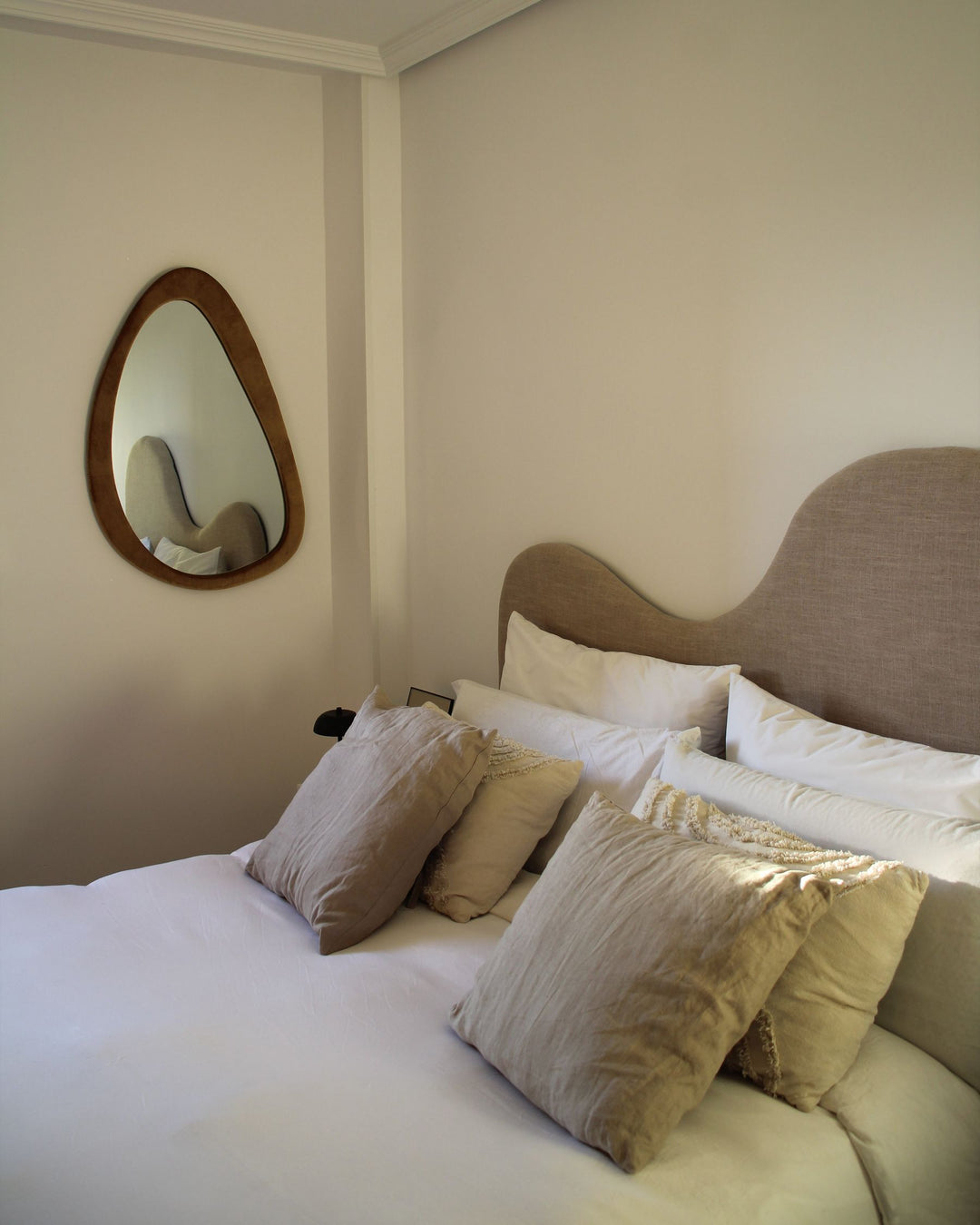 Venas Wall Mirror Velvet Mustard