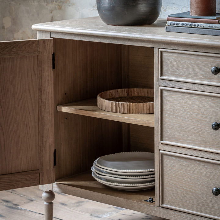 Gallery Direct Oak 2 Door 3 Drawer Sideboard