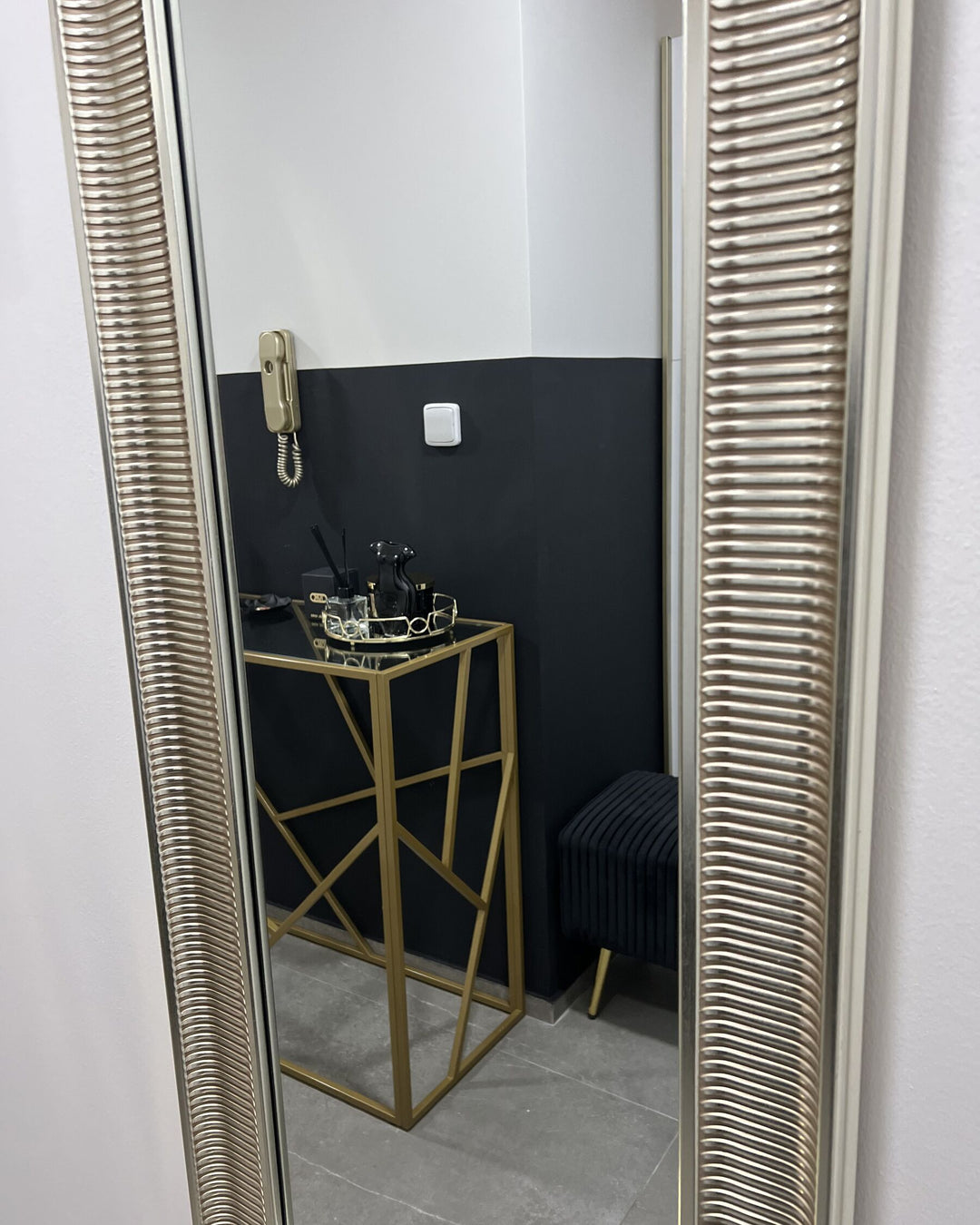 Cassis Wall Mirror Gold