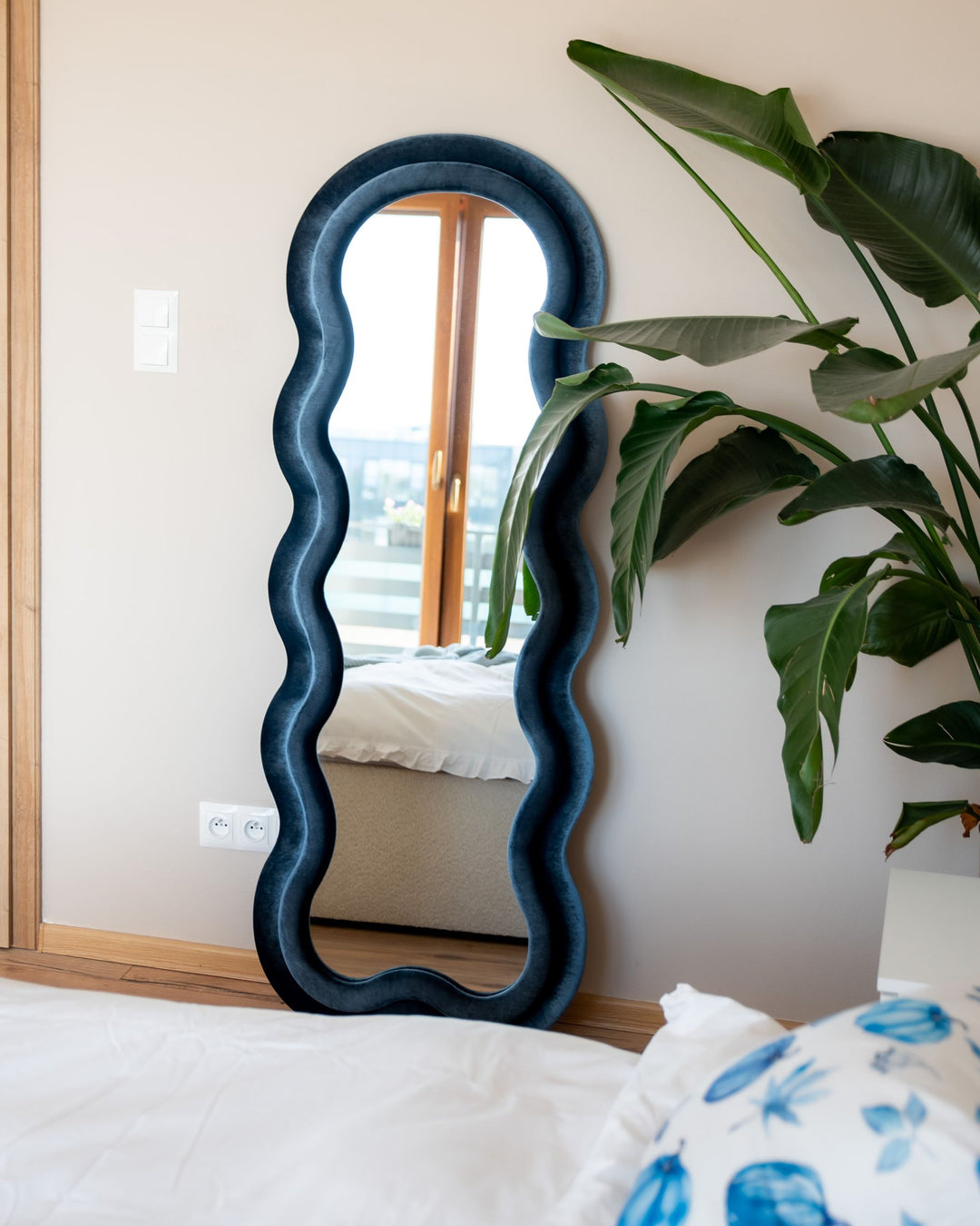 Wall Mirror Lacs Velvet Blue