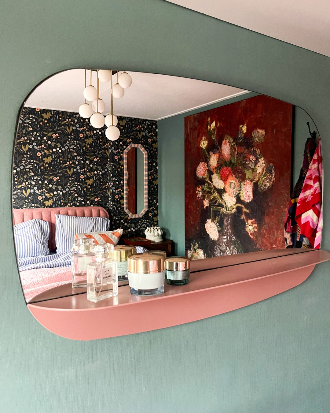 Wall Mirror with Shelf Dosnon Metal Pink