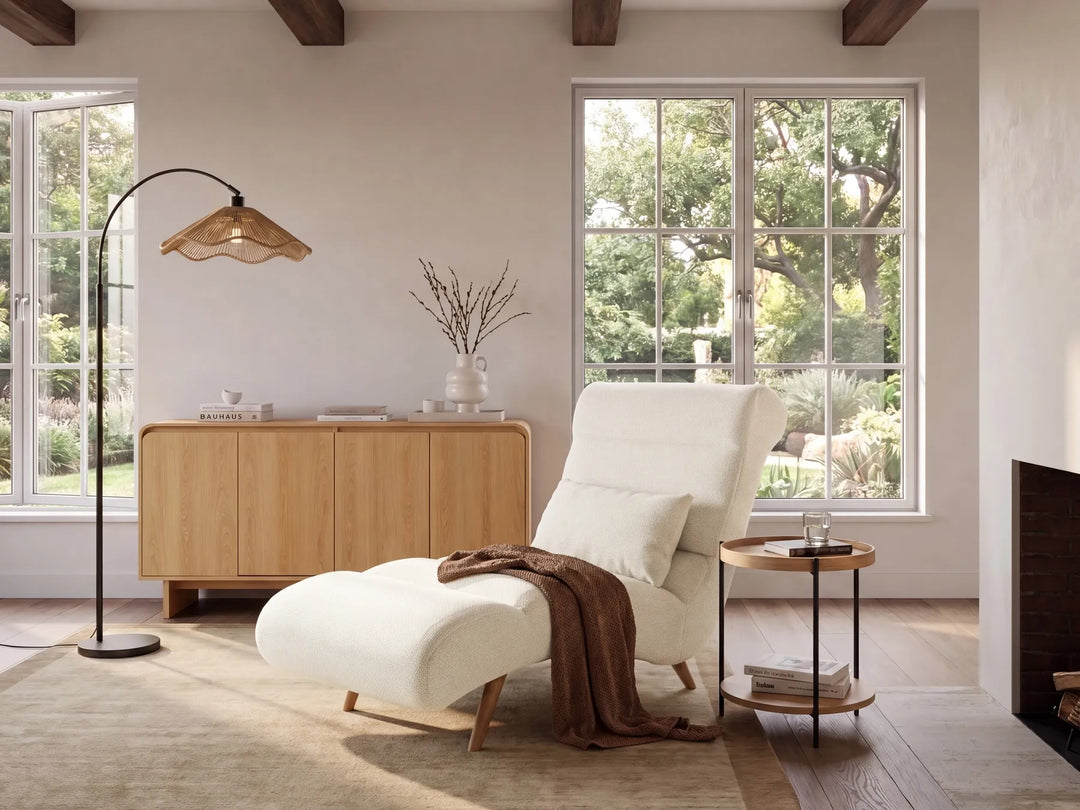 Modern Off-White Upholstered Chaise Longue with Fabric Cover