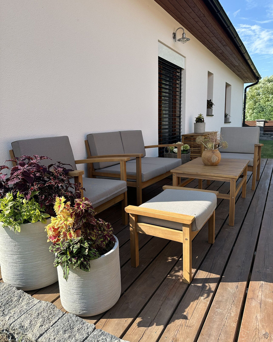 Manila Garden Lounge Set with Table 4 Seater Certified Acacia Wood Light Brown