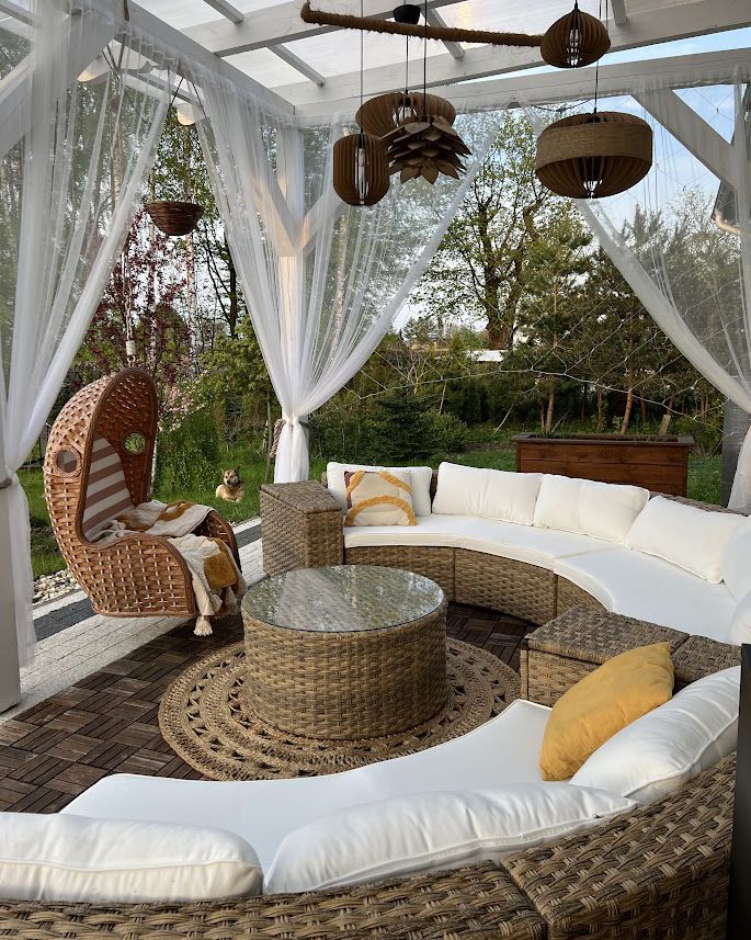 Severo Garden Lounge Set with Table 9 Seater PE Rattan Golden Brown