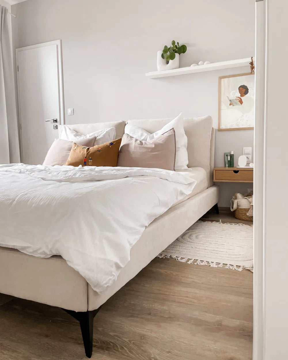 Bed Chenille 180 x 200 cm (EU Super King) Light Beige Avren