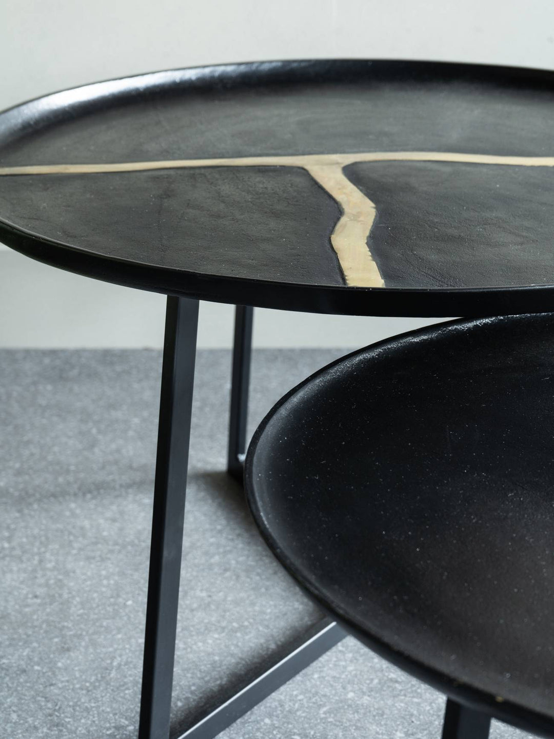 Libra Arizona Set of Two Textured Aluminium Coffee Tables