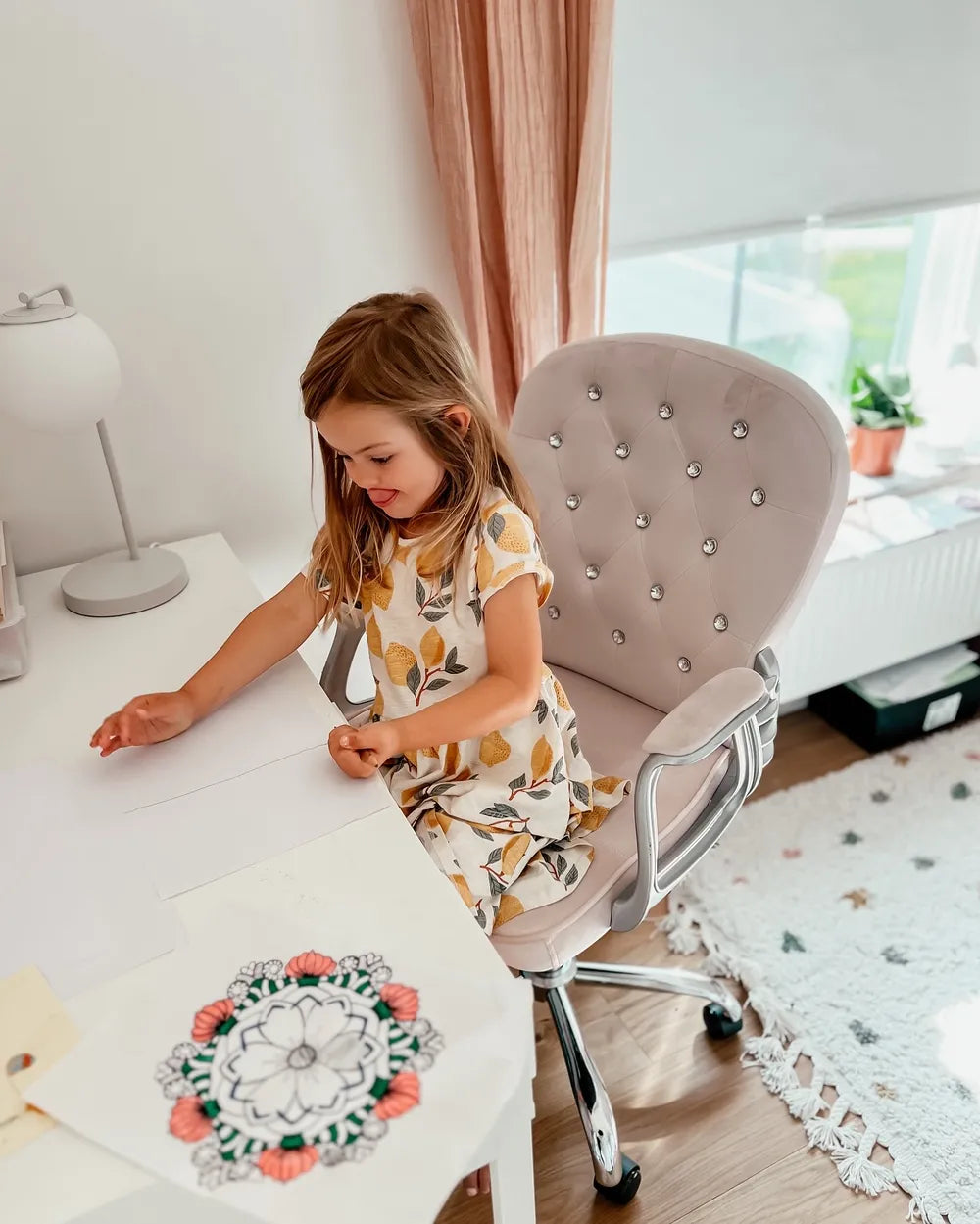 Desk Chair Velvet Pastel Pink Neeya