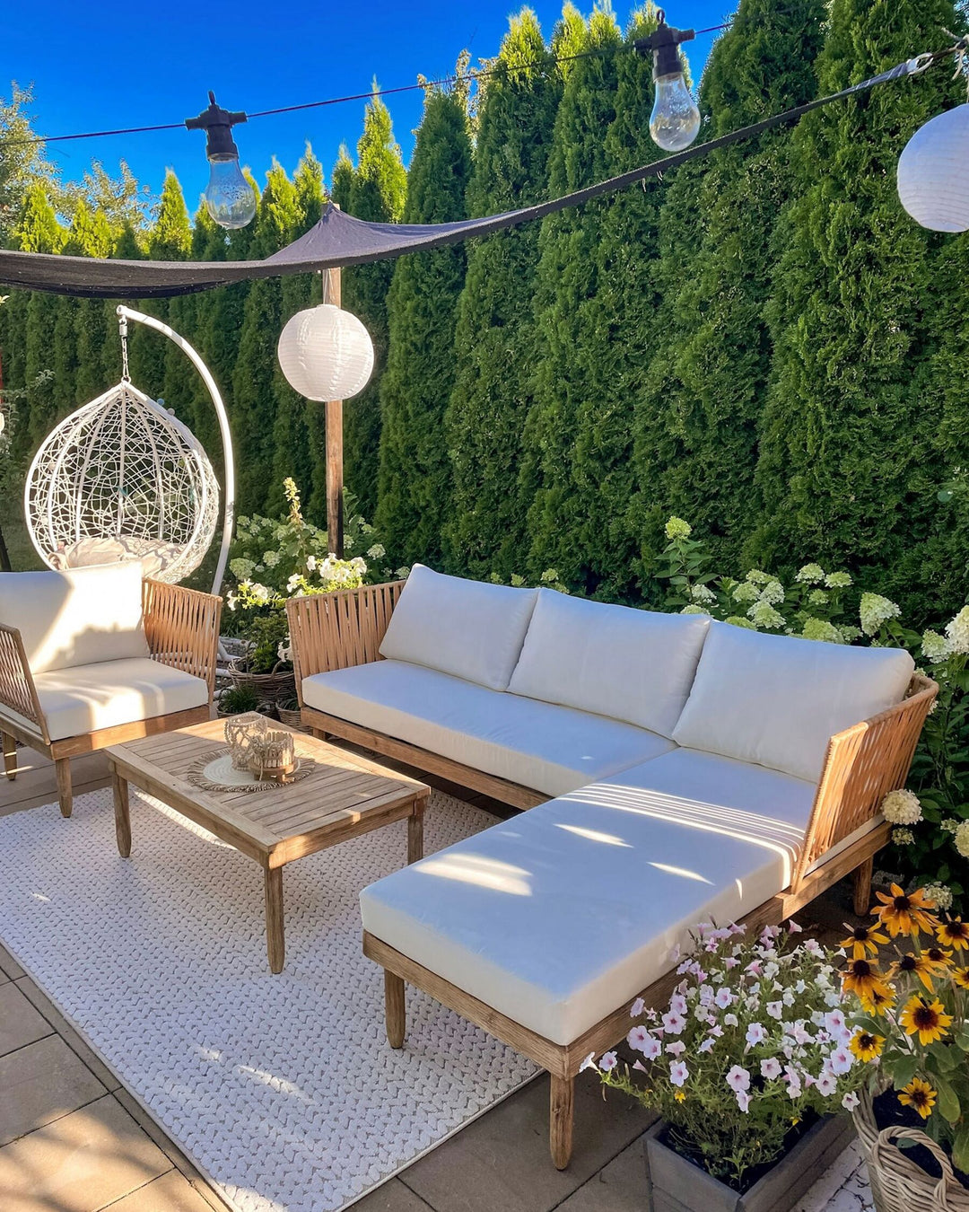 Cremona Garden Lounge Set with Table 4 Seate Right Hand Acacia Wood Off-White