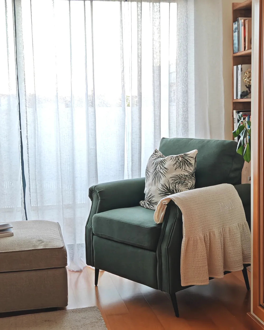 Armchair Fabric Green Almyra