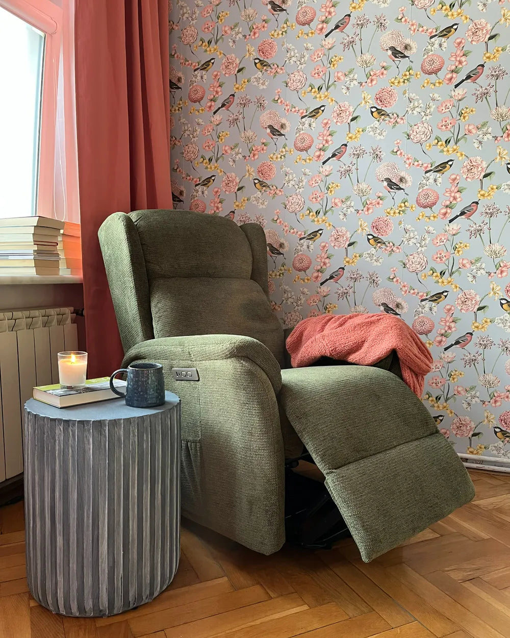 Electric Recliner Chair With Footrest Fabric Green Denison