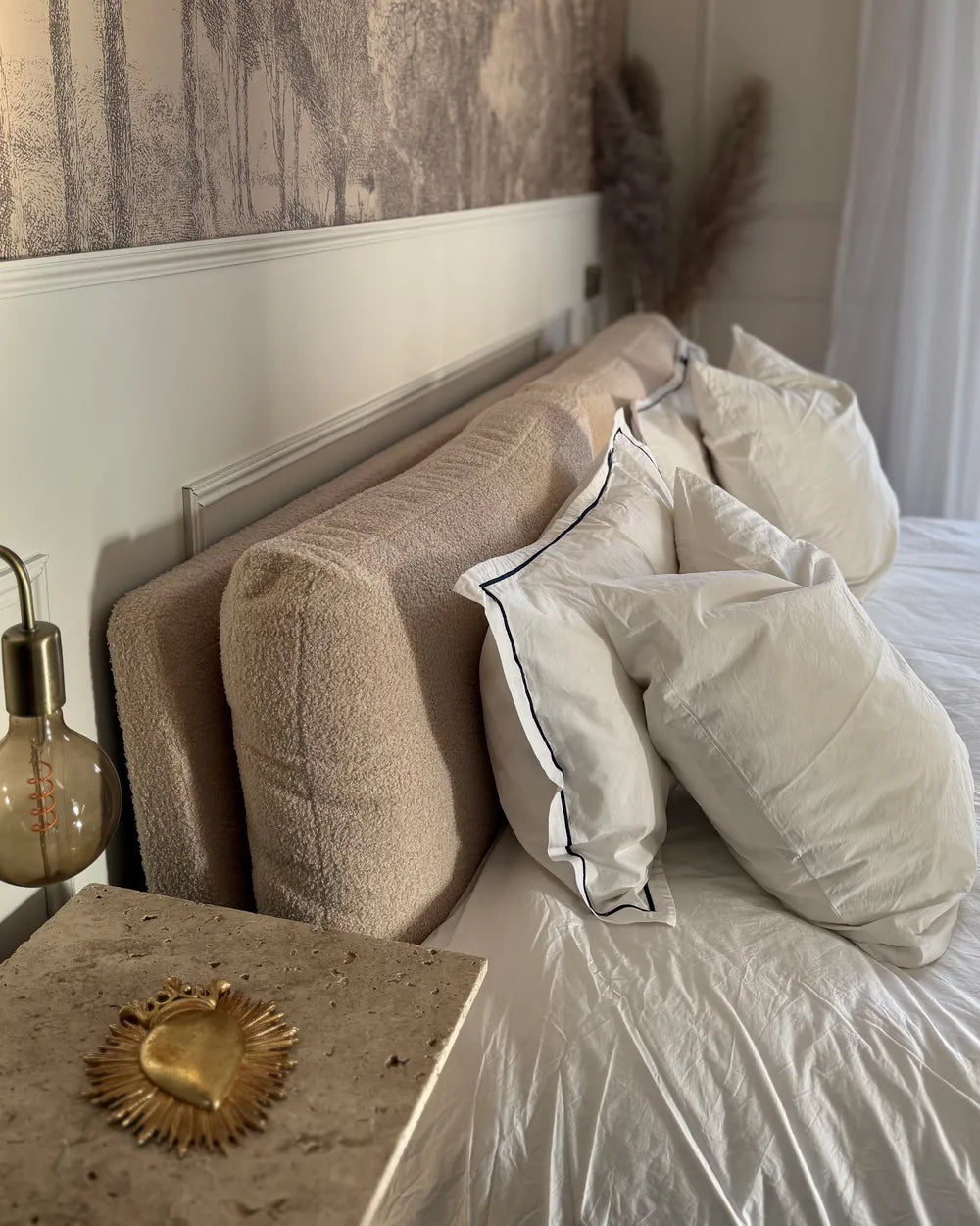 Bed Boucle 180 x 200 cm (EU Super King) Beige Avren