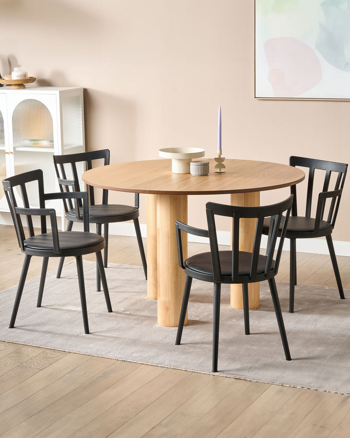 Orin Round Dining Table ⌀ 120 cm Light Wood