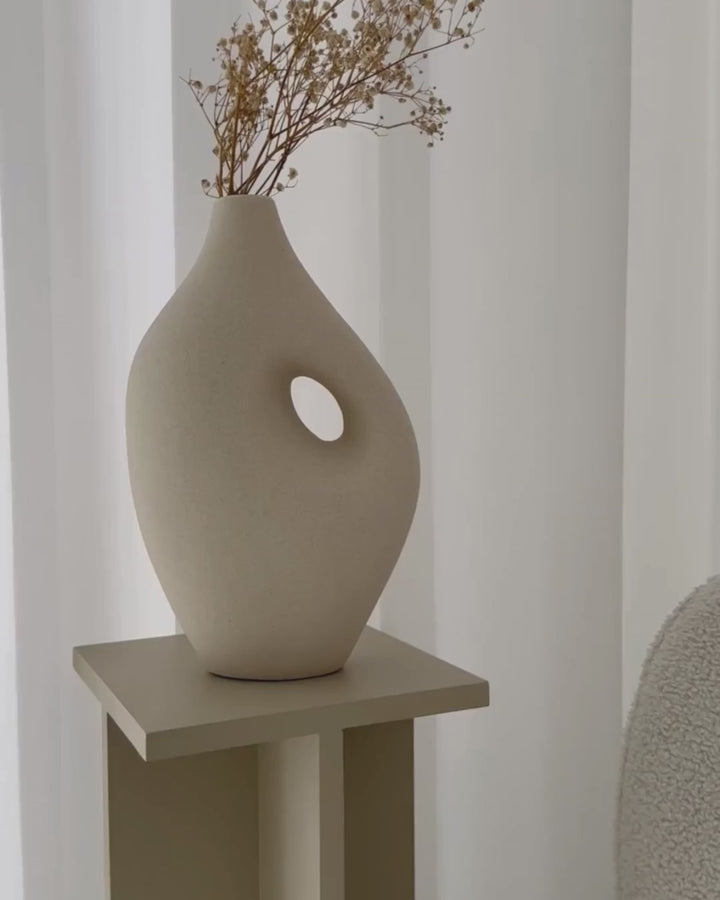 Komotini Flower Vase Ceramic 32 cm Off-White