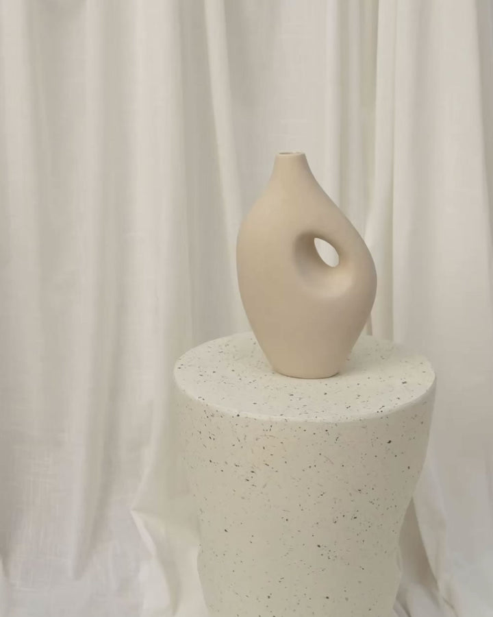 Komotini Flower Vase Ceramic 32 cm Off-White