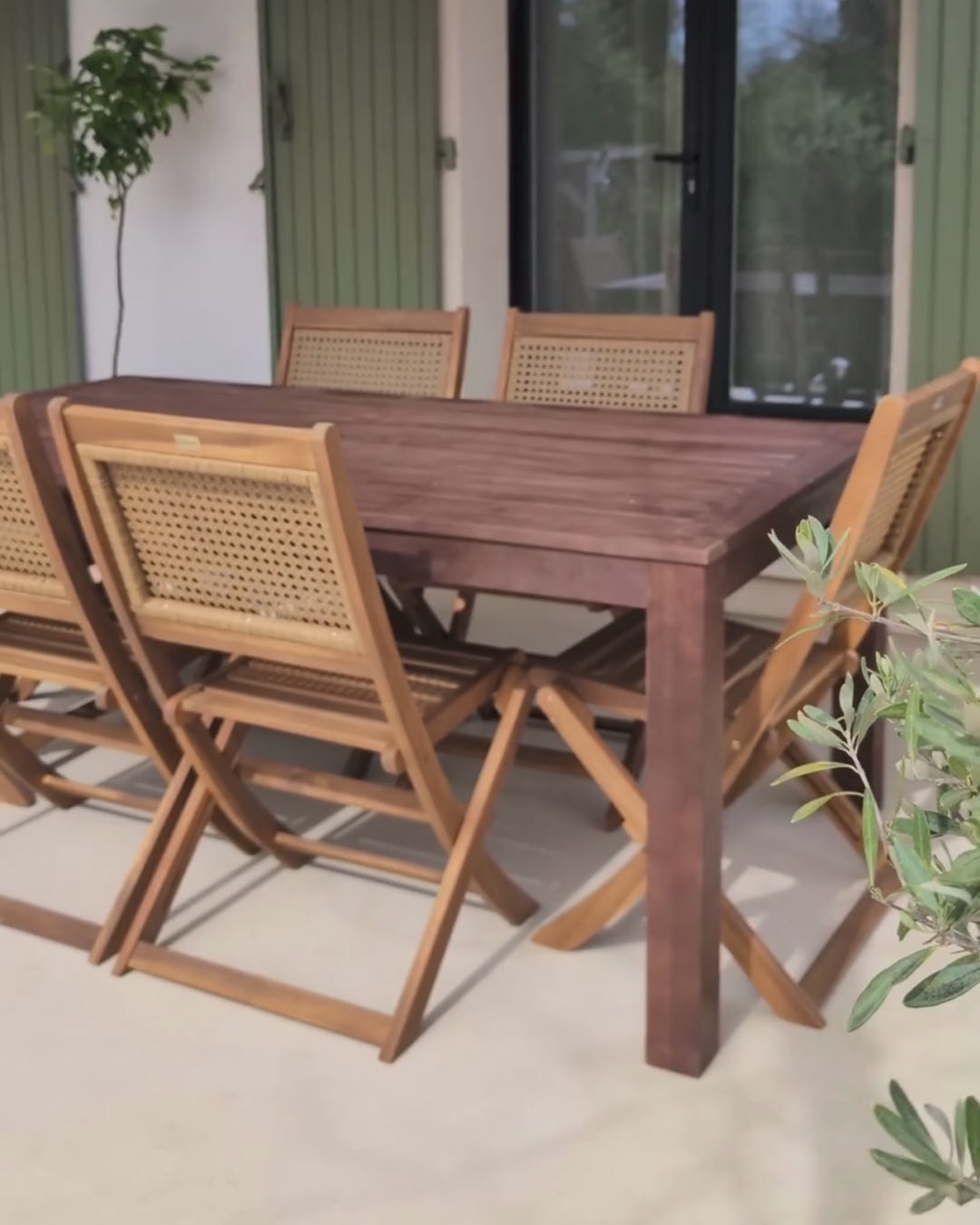 Tuscania Garden Dining Table 180 cm 100 cm Eucalyptus Wood Dark Brown