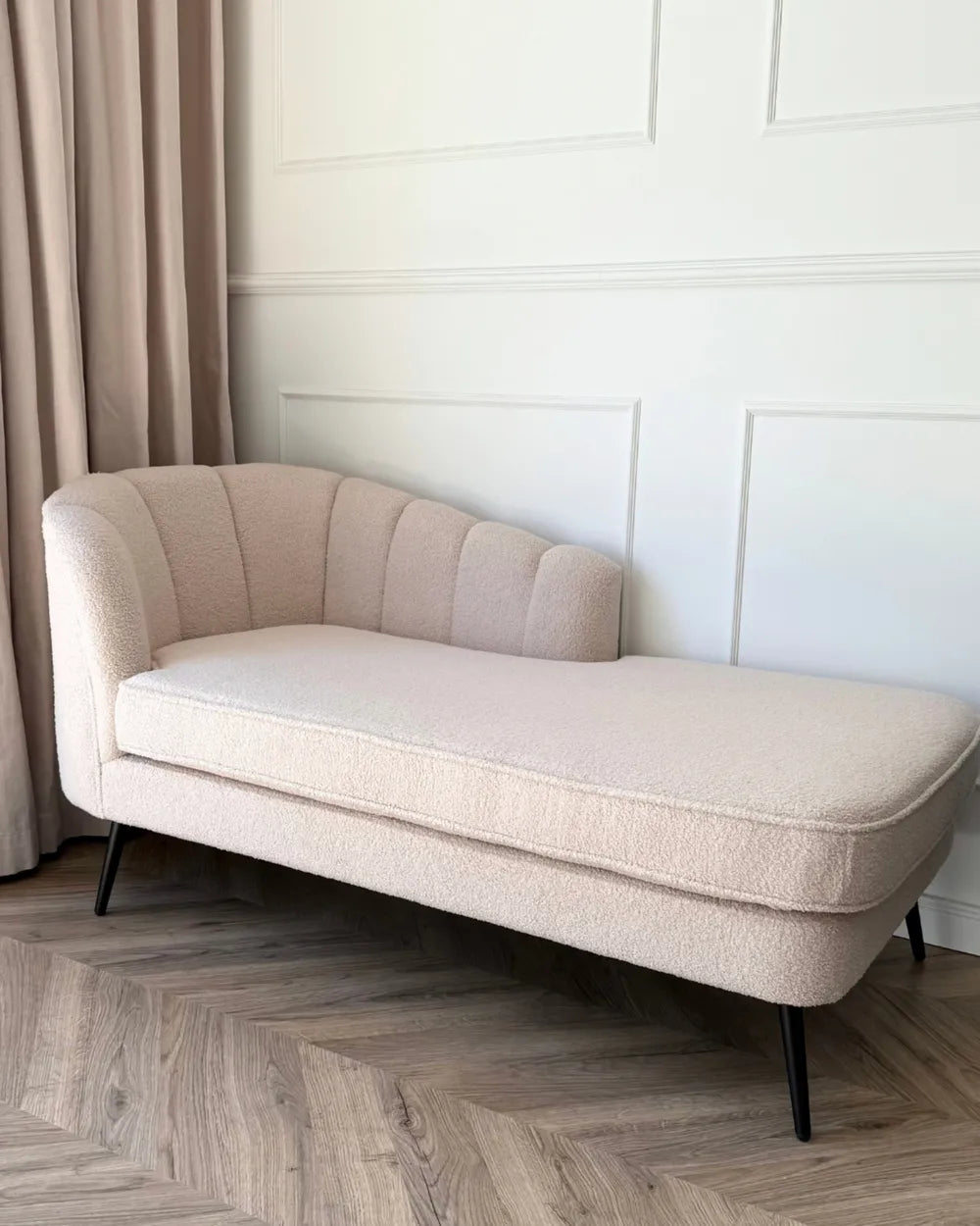 Left-Hand Chaise Lounge Boucle Light Beige Walters