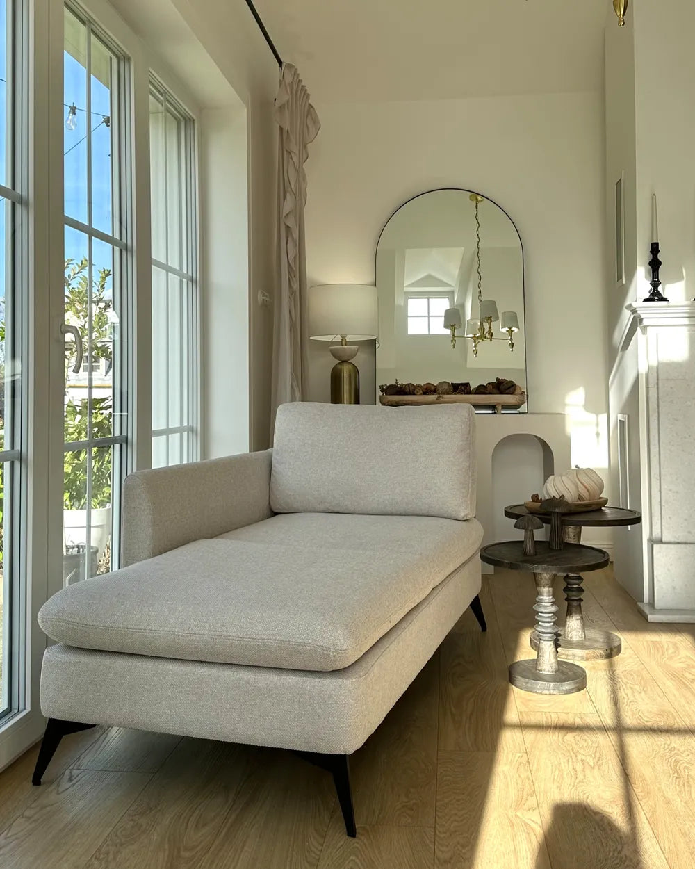 Right-Hand Chaise Lounge Fabric Light Beige Lorwell