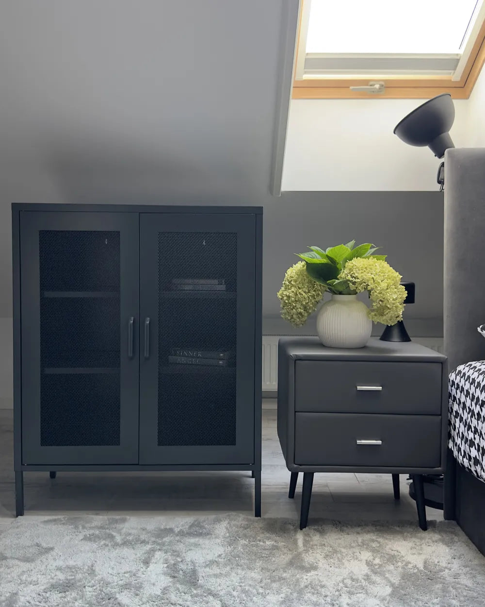 Cabinet Metal Black Justine