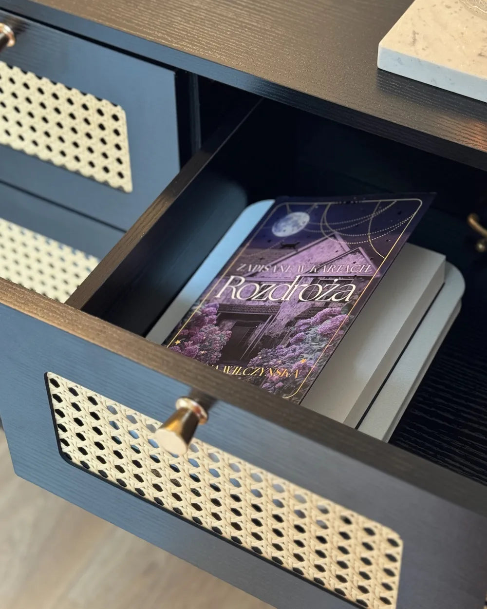 6 Drawer Chest Black Functional Storage Space Vistaro