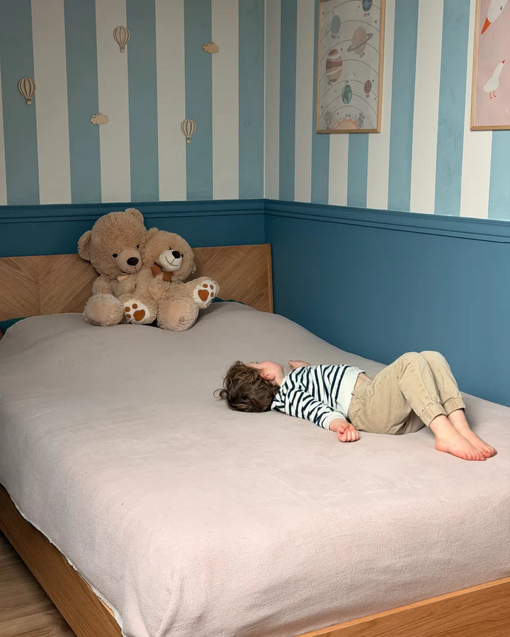 Bed 140 x 200 cm (EU Double) Light Oak Peri