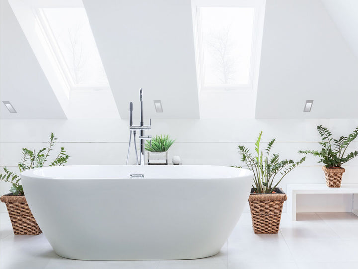 Freestanding Bath 1600 x 750 mm White  Nevis