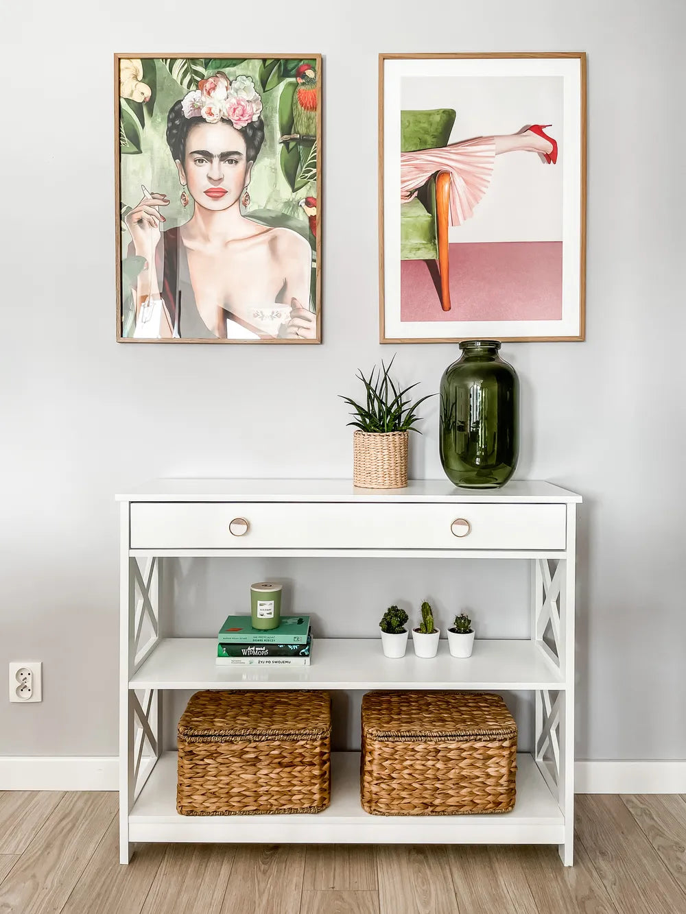 Console Table White Scandinavian Style Yorlan