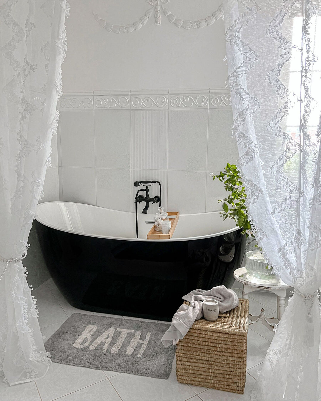 Freestanding Bath 1800 x 780 mm  Black Antigua