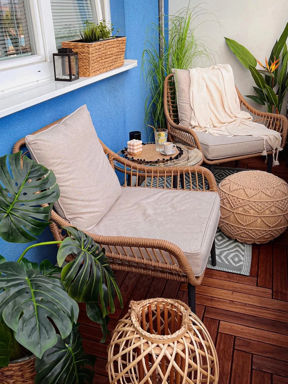 Bistro Set with Cushions PE Rattan Natural Orelia