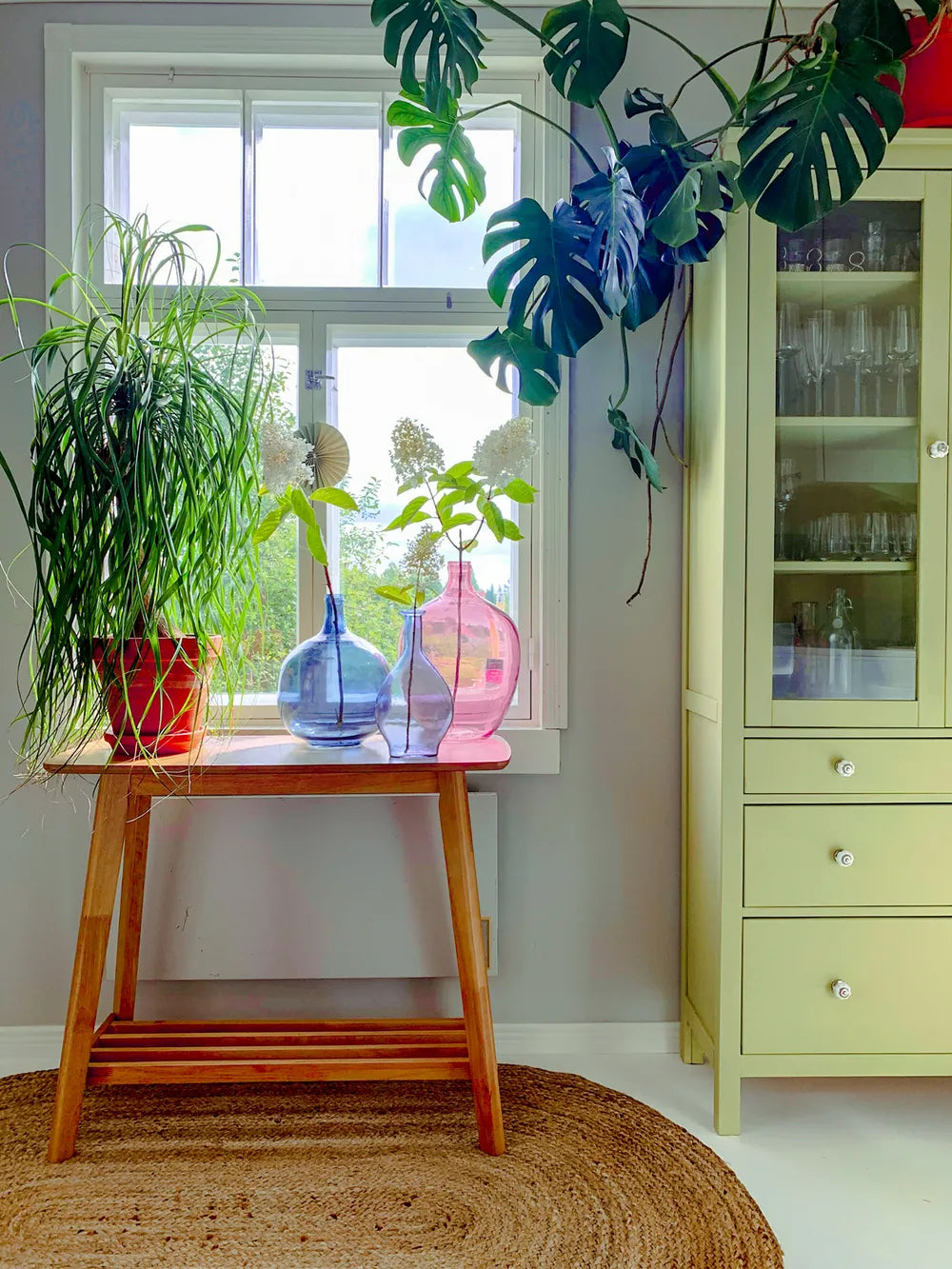 Console Table Light Brown Decorative Yet Functional Xelaro
