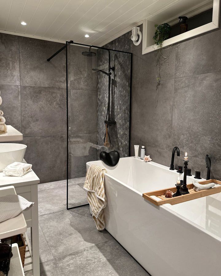 Bath 1700 x 750 mm White Quatre
